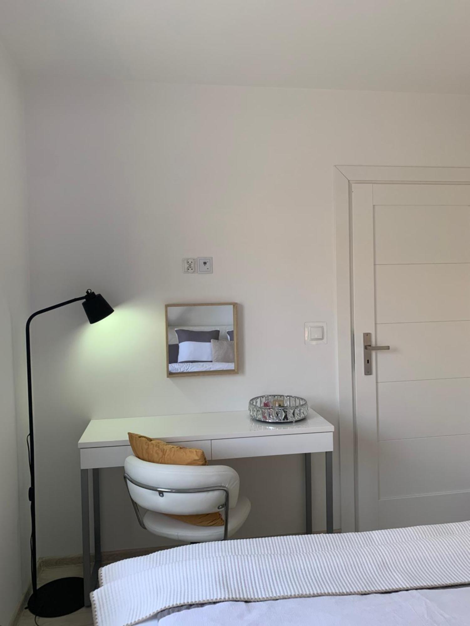 Aura Home Grywald Extérieur photo