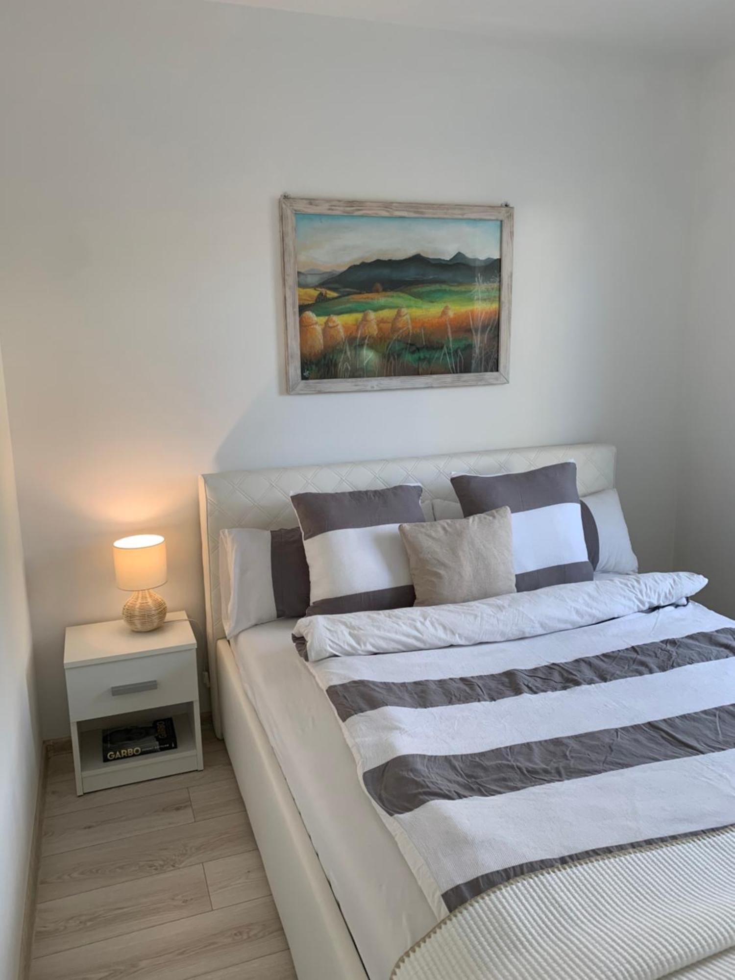 Aura Home Grywald Extérieur photo